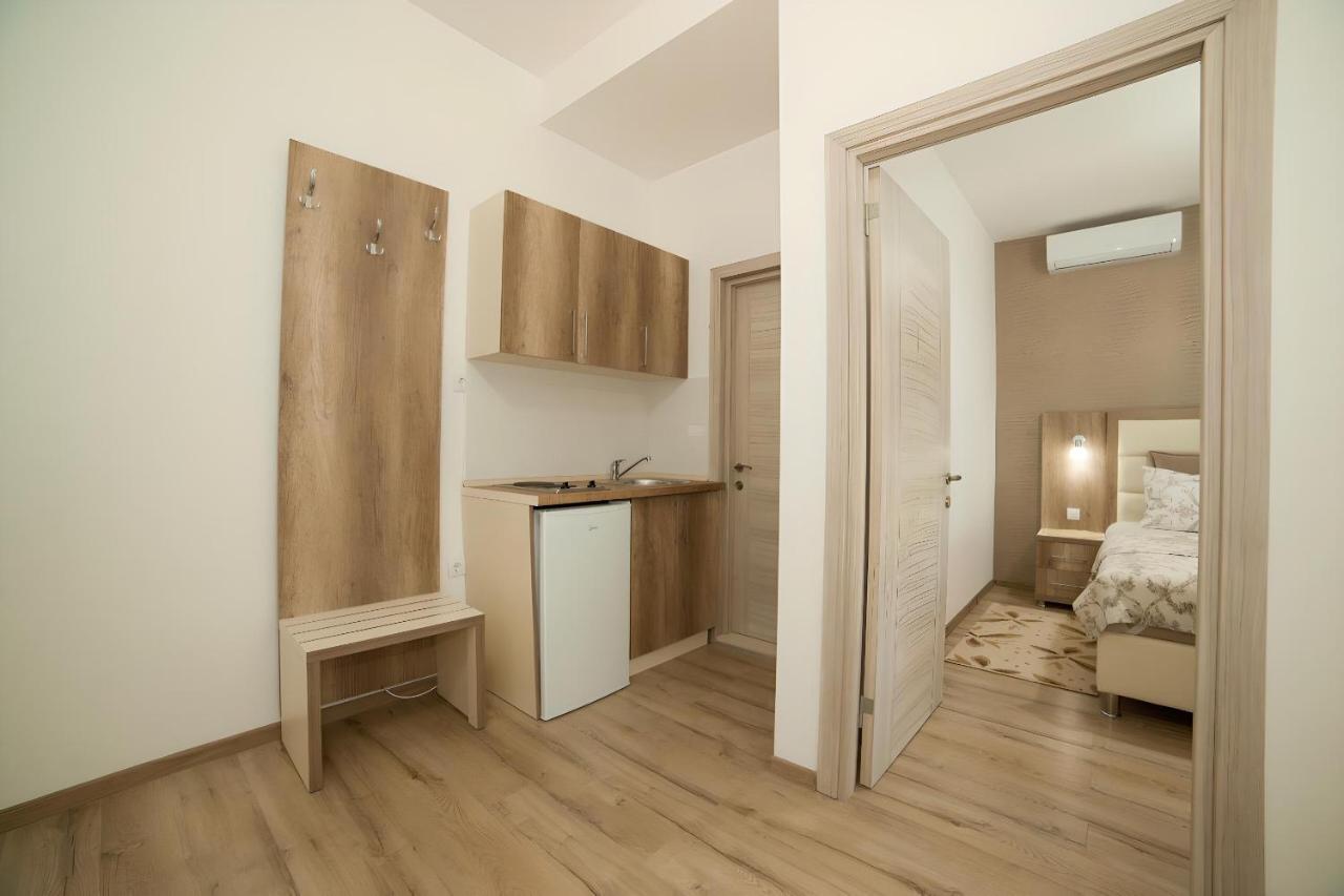 Demiri Apartments Ulcinj Eksteriør bilde