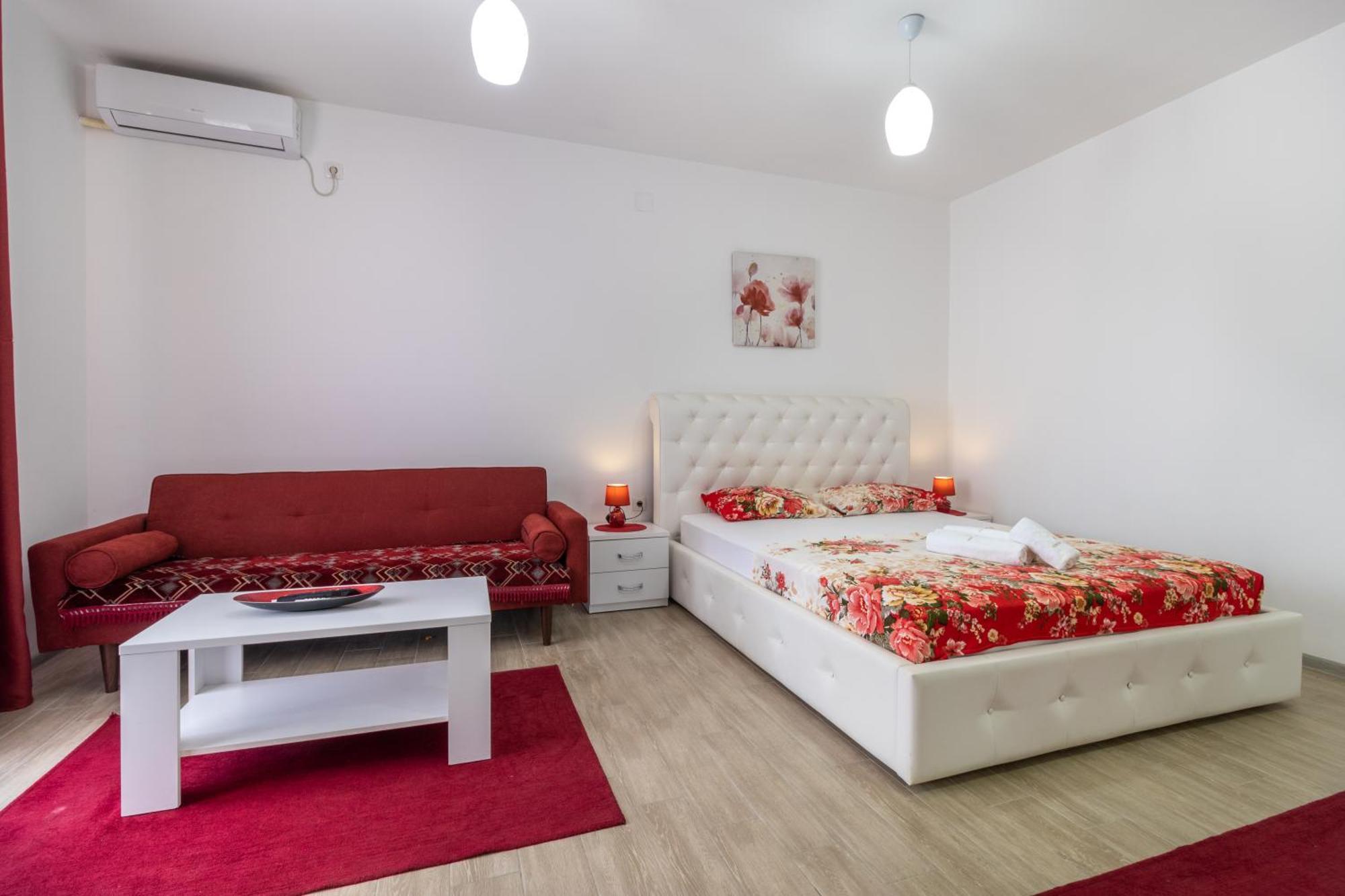 Demiri Apartments Ulcinj Eksteriør bilde