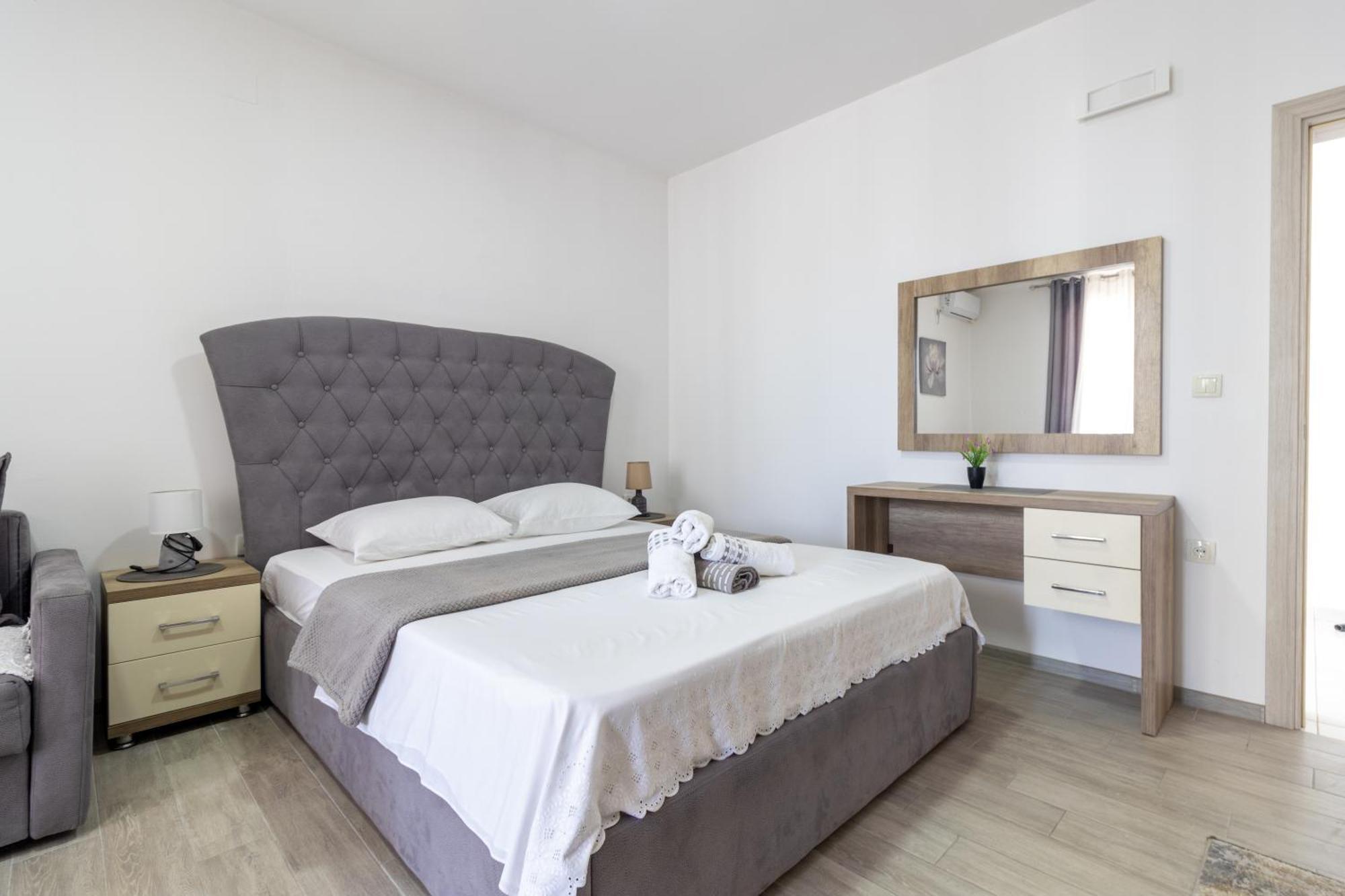 Demiri Apartments Ulcinj Eksteriør bilde