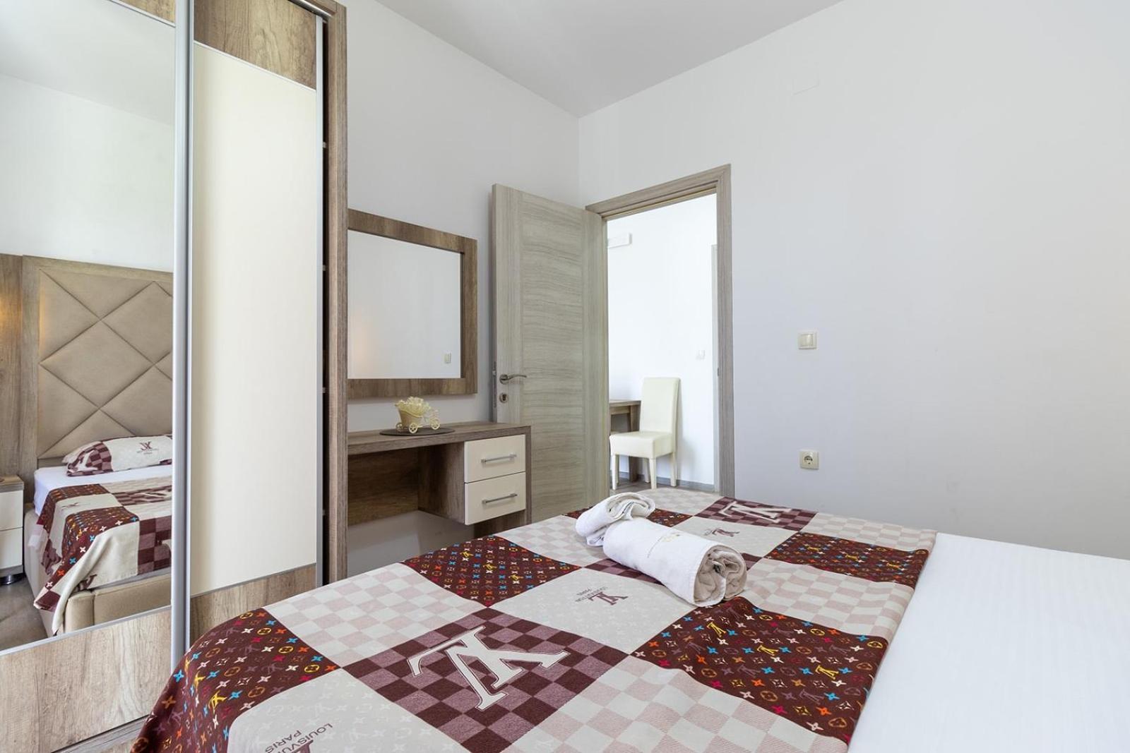 Demiri Apartments Ulcinj Eksteriør bilde