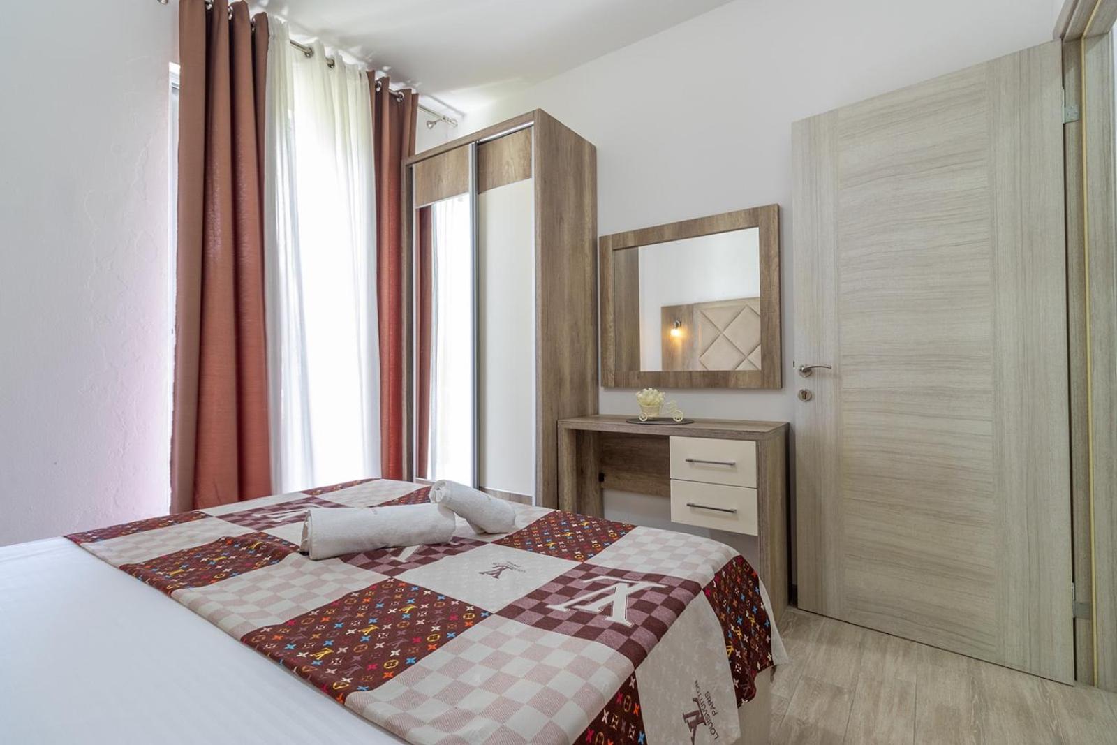 Demiri Apartments Ulcinj Eksteriør bilde